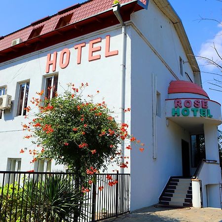 Route Hotel Tbilisi Bagian luar foto